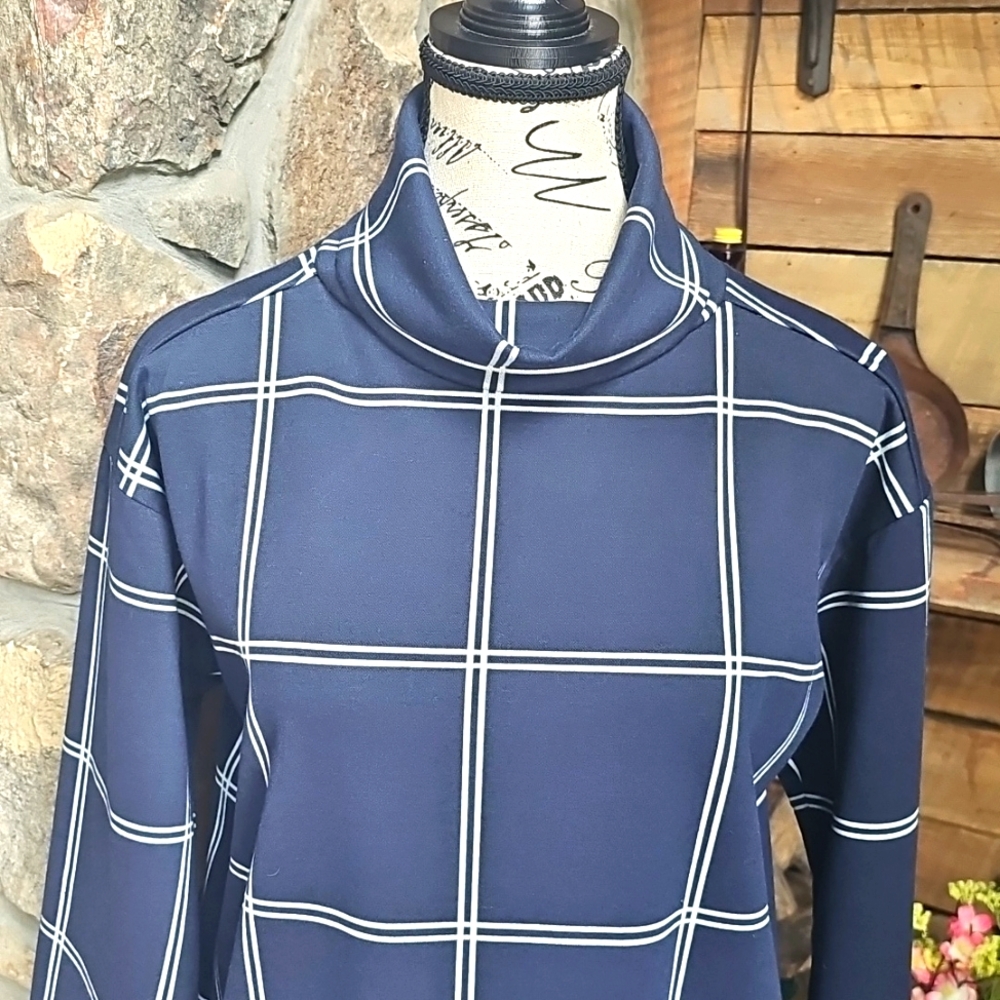 LOFT TUNIC DRESS - Picture 3 of 13